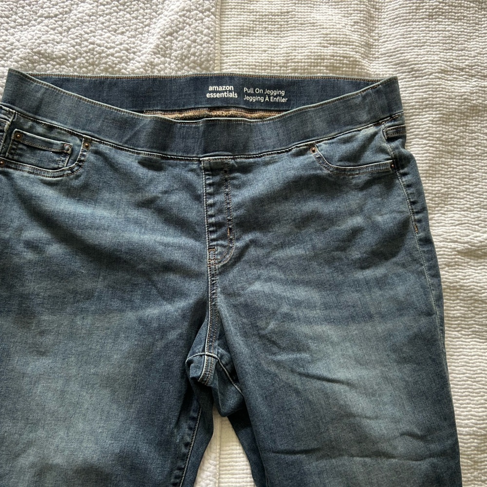 Amazon Essentials Pull On Jegging Blue Jeans